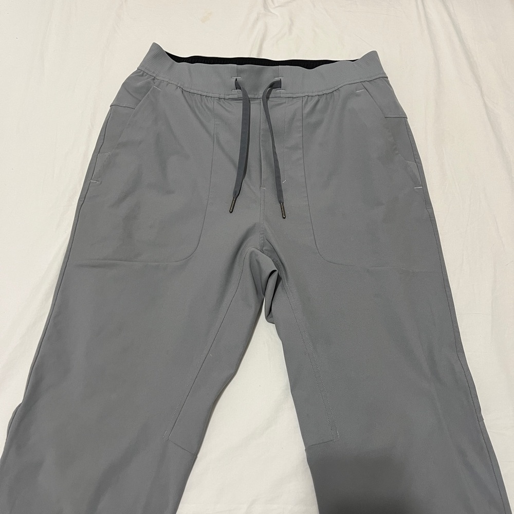 Lululemon men’s joggers size M